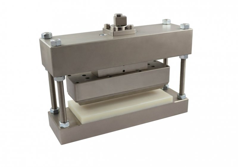 ASTM D638 Tension Testing for Plastics Test Fixtures